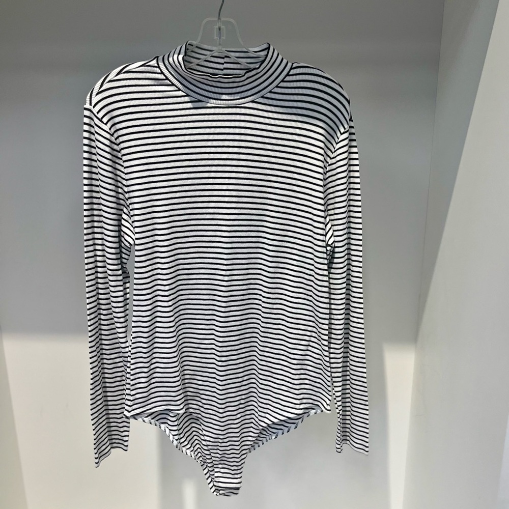 Plus size white and black striped turtleneck bodysuit size 3x